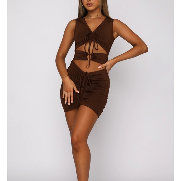 White Fox Cut Out Dress - Picture 4 of 4